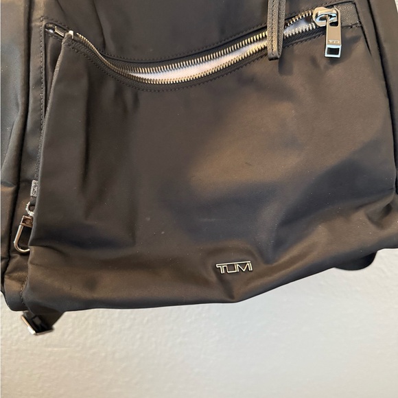 Tumi voyageur Leigh backpack /tote - Picture 3 of 12